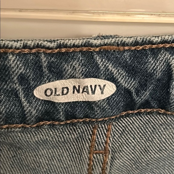 Old Navy High Rise Blue Jeans with Distressed Style - Picture 10 of 11